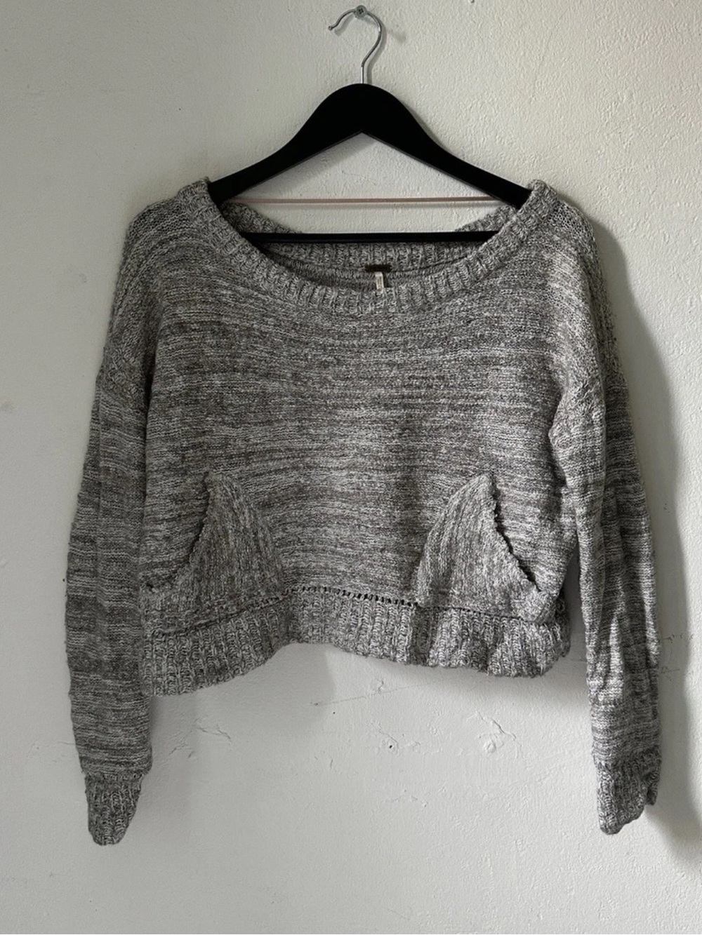 Free People Cropped Knit Sweater XS Gray Marled Slouchy Boho Vintage Style
